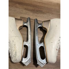 Edea Concerto 250 Figure Skates w Jackson Matrix Supreme Blades G2U