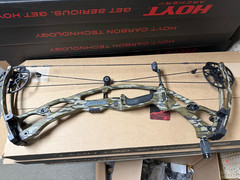 Hoyt RX-9 Short Draw 40 – 50lbs/23″ – 27″ Bottomland standard