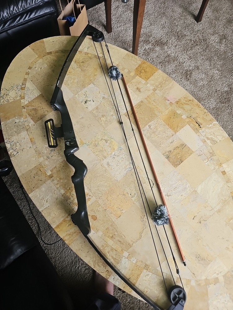 Vintage Outers Astro Archery Bow Hunting Collectible With Case Used