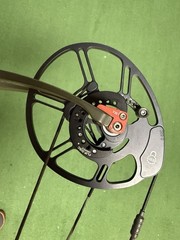 NEW Bowtech Carbon One in OD Green Right Hand 70# 25.5-30.5″ Compound Bow