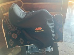 2016 Custom Saddlery Advantage R Monoflap Dressage Saddle 17.5″ NM (see details)