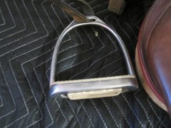 Used /vintage ? saddle unknown. Read description for details.