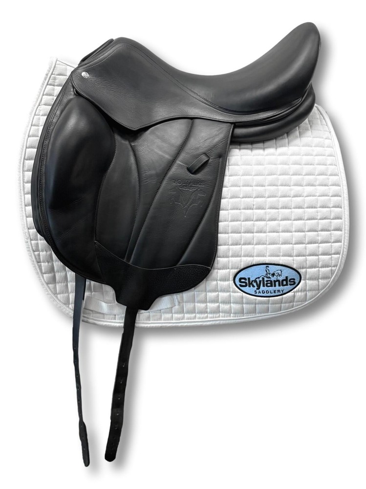 PRICE DROP! Used Voltaire Adelaide – Size 17.5″ Dressage Saddle Black