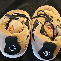 Five Ten Lace-Up Climbing Shoes Beige/Black US 9 Medium (D, M)