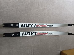 Hoyt Formula HPX Archery Recurve Riser 25″ RH And Formula Carbon 720 Limbs 32Lb
