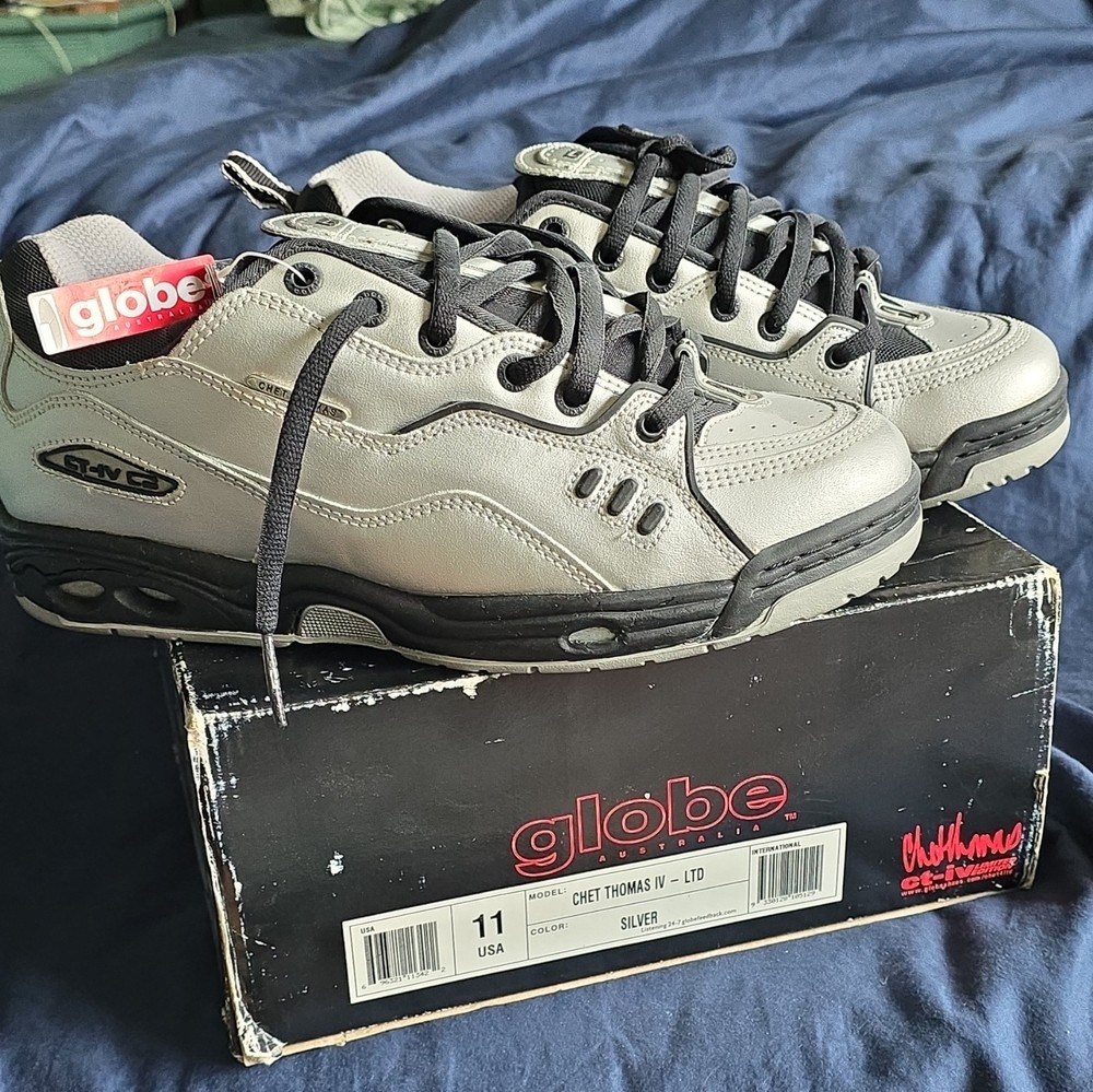 Globe Chet Thomas IV LTD Skateboarding Shoes Silver Men’s US 11 D SUPER RARE