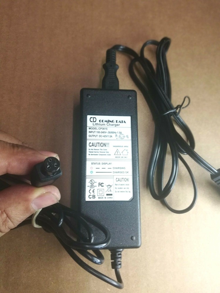 COMING DATA CD LITHIUM CHARGER CP3615 Input 100-240v .50/60 Hz 42V/1.5A