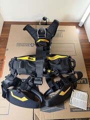 Petzl ASTRO Interational Version Rope Access Harness – Black/Yellow Size 0