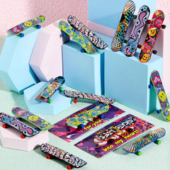 30 Packs Valentine’S Day Mini Finger Skateboards with Cards, Classroom Exchange