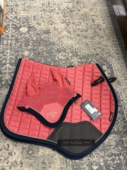 Lemieux Cranberry Saddle Pad And Ear Bonnets Size XS-Pad S-bonnets Brand New