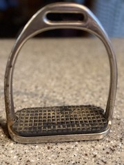 Set Of Fillis Stirrup Irons 12 Cm (4.7”) With rubber Tread pads Well Loved