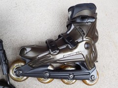 Men’s Sz 10.5 Rollerblade Blades MADE IN ITALY WITH CARRYING BAG