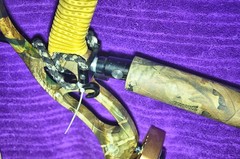 Hoyt XT2000 SuperTec RH Bow 60-70 LBS 29”DL *Perfect Condition!* + 28″ Cams