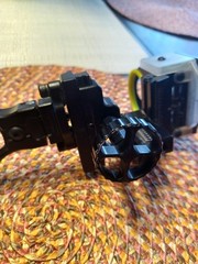 Black Gold Pure 75 Custom adjustable 3 pin sight