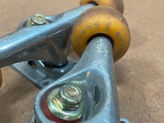 2 sets Vintage Used Skateboard Trucks 1990s ~ GRIND KING & SICK AIR