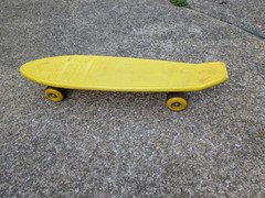 Vintage Variflex Vinyl Skateboard 23in 1980s Retro Original Chucks wheels