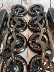 Pasendi Pro Carbon Fiber Rollerblades Speed Skates Men’s & Women’s SZ 9 US 42 EU