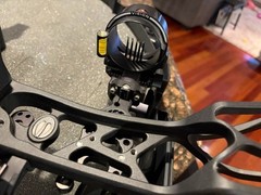 Elite Option 7 Complete Package RH 60lb w/ 12 arrows and 9 Exodus 100gr BH tips