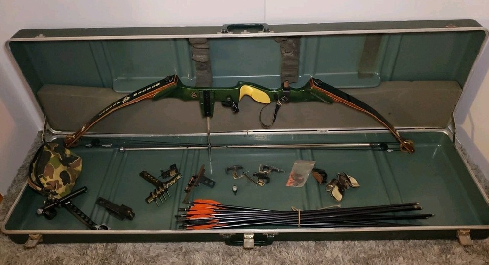 Vintage Martin Cougar Magnum M-15 Compound Bow, Case, Arrows & Many Accessories