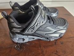 Skechers Youth Size 4 Water Resistant. All Seasons. Great For Summer New