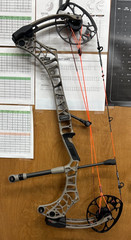 Mathews V3X 29 Compound Bow RH 29″ 70lb Stone 4506033