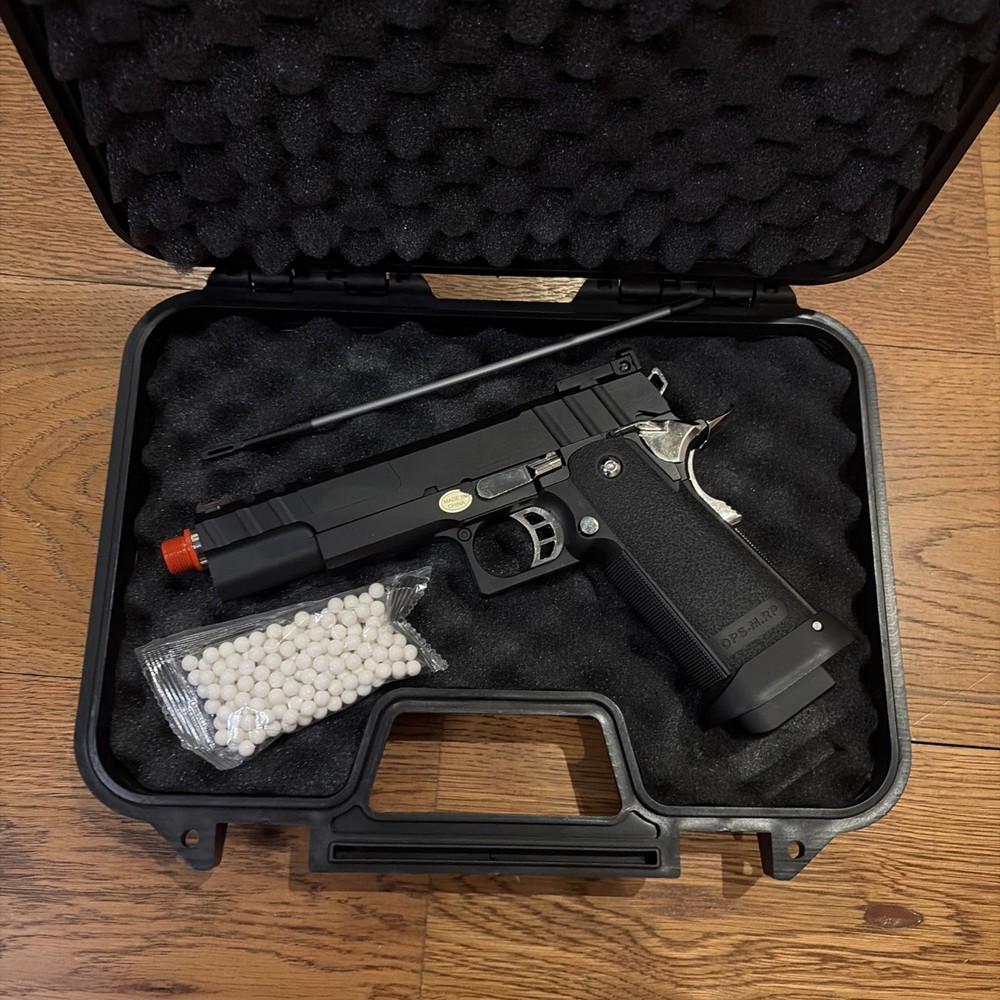 Golden Eagle 3343 1911 Style Gas Blowback Airsoft Gun W/ Leaky Magazine 320 FPS