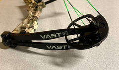 Bear Vast RTH Compound Bow – 70lbs Draw Weight, 20-30″ Draw Length SL 56