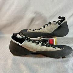 Free Climbing Spain Shoes Women US 11 Men 10 Gray Suede Lace Up