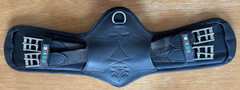 Voltaire Short Anatomic Girth – Black – 50 CM / 20″ – Excellent
