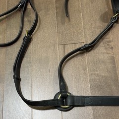 USED Leather Breastplate English Hunt Style for Horses