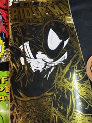 SUPER RARE Spiderman Gold Holofoil Black Suit HUF Skateboard Deck Marvel Comics