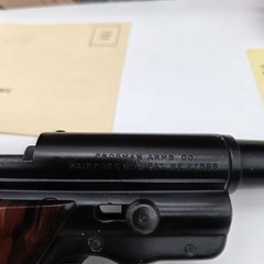 Vintage Crosman MARK I Single Shot .22 Caliber Pellet CO2 Target Pistol w/box