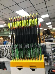 1 Dozen Greenacres Premium Spine Aligned Carbon Arrows by Victory w/Blazer Vanes