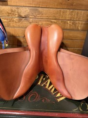 Hermes Cavale Saddle 16.5. /17 AL NEW!