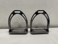Korsteel 4.5″ Aluminum Stirrups For Horses, Black