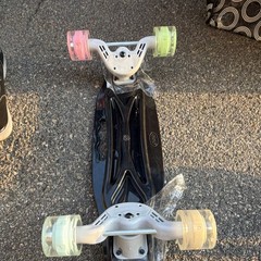 Olelo 44in Cruising Longboard Single-Kick Tail Black w/ Light-Up Wheels