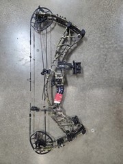 USED Hoyt Axius #3 cam, RH, Camo, 50-60lbs, 28″-30″