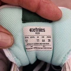Etnies Veer White/Grn Skate Shoes Size 12