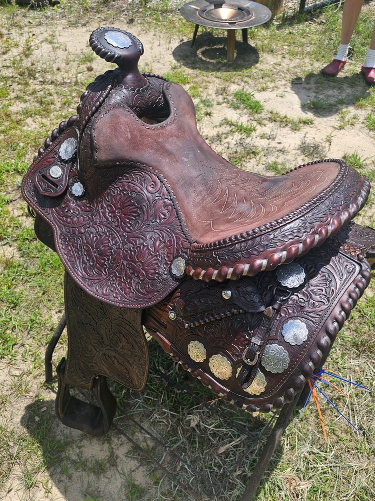 Circle Y Equitation/Show Saddle 16.5″
