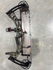Used right hand Hoyt AX-2 29 60-70lbs Bottomland custom bow LOADED