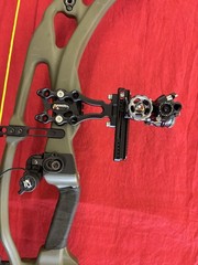 Hoyt RX9 Ultra| 60LB| 28.25-29 DL | Axcel Single Pin Driver | Qad Drop Away