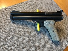 Vintage Crosman Model 150 Pellgun, .22 Cal Co2 Air Pistol, Box, Original Receipt