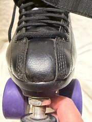 Riedell R3 Cayman Roller Skates Men’s Size 9 Black w/ Zen Sonar Wheels VGC