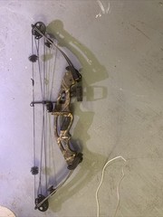 Hoyt Magnatec XT 2000 Compound Bow LH 27-30″ 60-70lbs.
