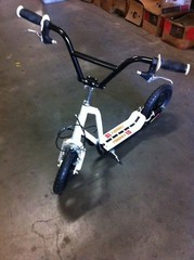 12″ Push & Kick Scooter Hand Brakes 5-Spoke Mag Wheels