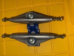 NOS Vintage Tracker Skateboard Trucks 1989-91 Ago Street Track Light Baseplate