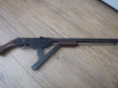 vintage daisy model no. 25 pump BB gun . rogers ark. yes it shoots
