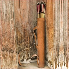 Genuine Suede Leather Back Arrow Quiver Traditional Handmade Quiver for Arrows