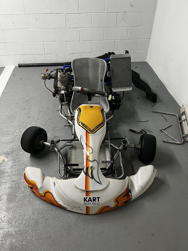 Go Kart Kart Republic Kr2 Frame IAME x30 125cc 5 hours on motor