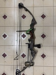 Retro Compound Bow By High Country